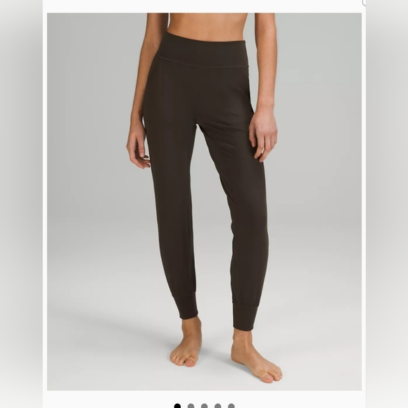 NWT Lululemon Align HR Jogger - Picture 1 of 8